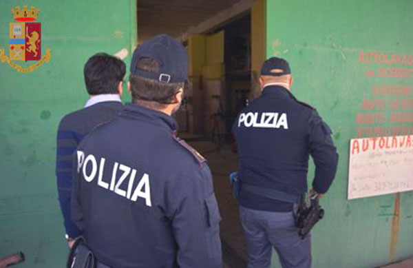 100polizia.jpg