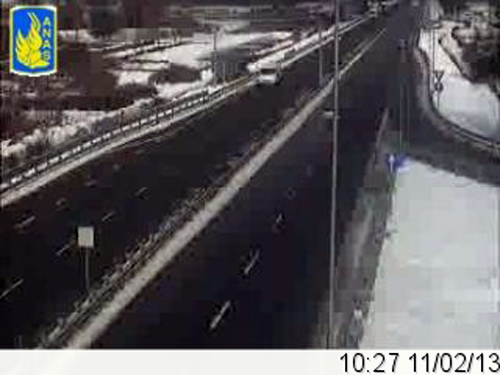 A3-svincolo-Rogliano-neve-febbraio2013.jpg
