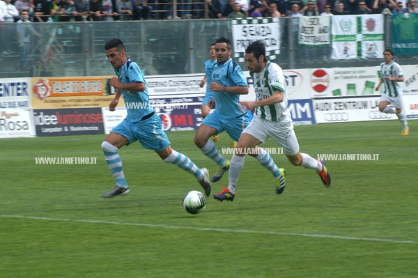 AZIONE-DEL-GOL-MANCOSU-VOLA-SI-MANGIA-DUE-AVVERSRI-E-LA-RETE-DELL-1-0-VINCENTE