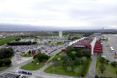 Aeroporto_Lamezia.jpg
