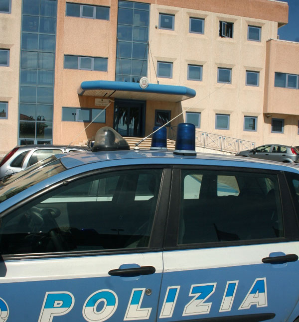 COMMISSARIATO-LAMEZIA-bis