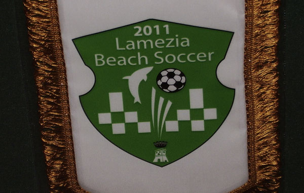Lamezia-Beach-Soccer-gagliardetto.jpg