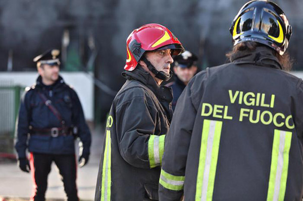 Vigili-del-fuoco_carabinieri.jpg
