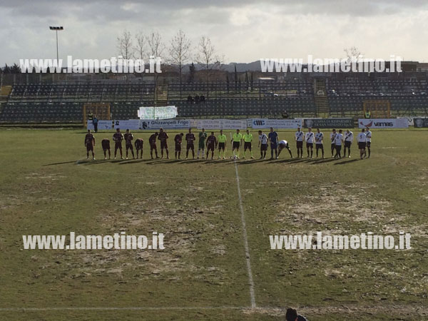 Vigor-e-Tuttocuoio-a-centrocampo-2014.jpg