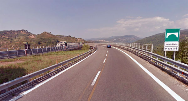 A3, riaperto al traffico viadotto Stupino - Il Lametino