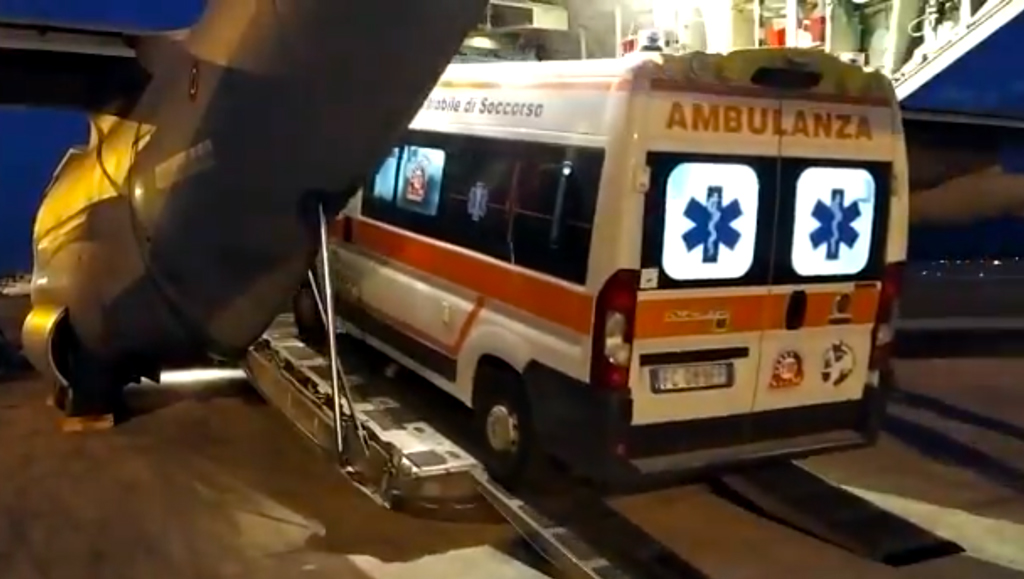 ambulanza-2019-bambinalamezia.jpg
