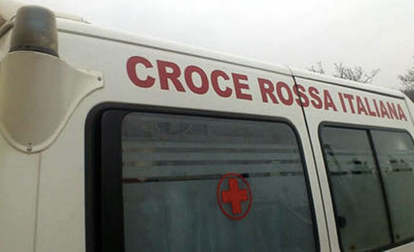 ambulanza-croce-rossa.jpg