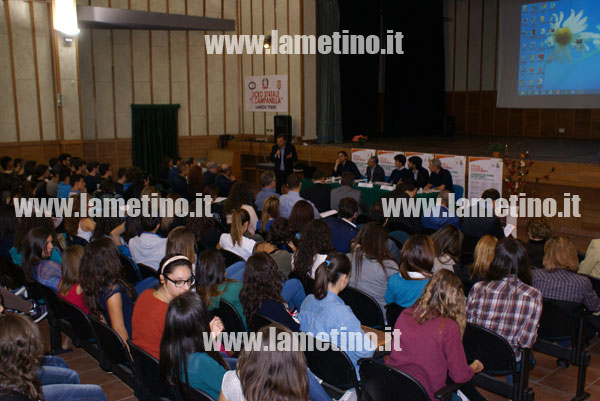 avviso-pubblico-liceo-campanella-ottobre-2013.jpg