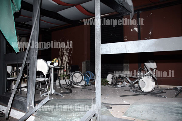 bomba-cafe-mazzini-luglio-2012-bis