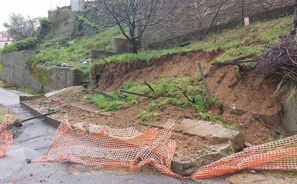 Risultati immagini per strada gimigliano cavora maltempo