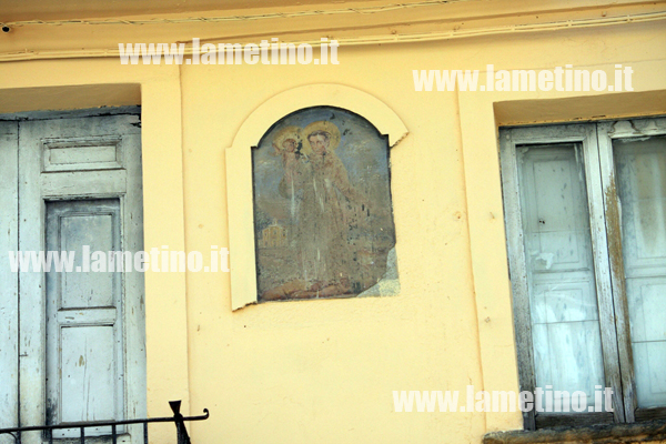 edicola-votiva-san-antonio-bis_lamezia.jpg