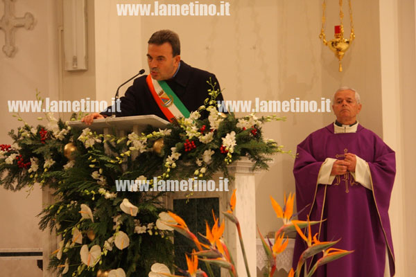 funerali-pino-cosentino-sindaco-speranza.jpg