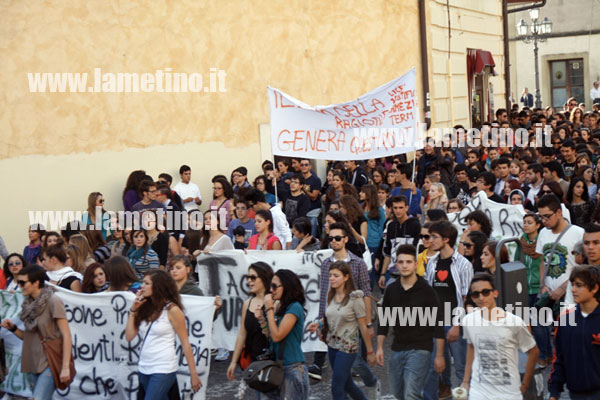 manifestazione-studenti-novembre-2012-ter