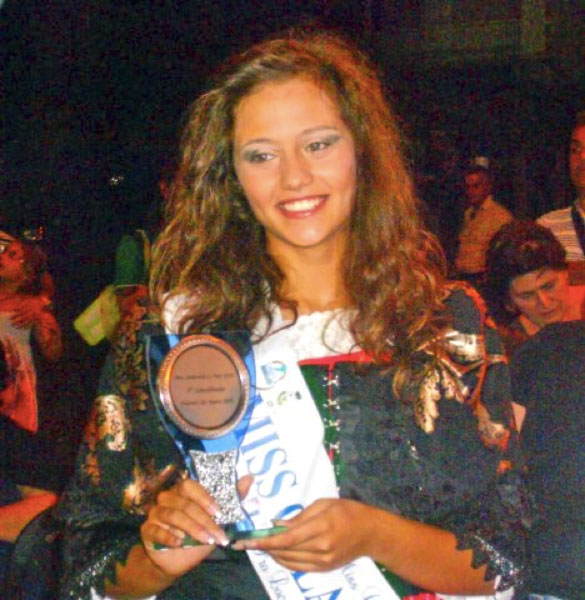 miss-calabrisella-2012