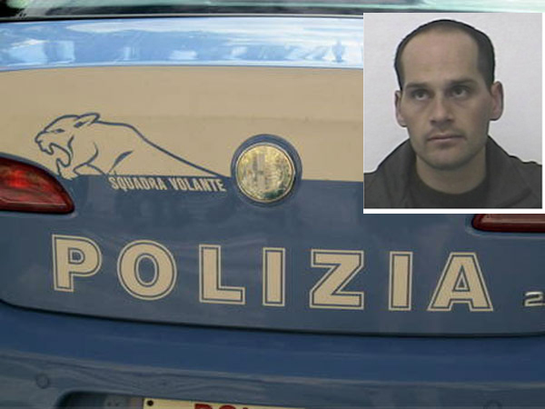 polizia-auto-dietro.jpg