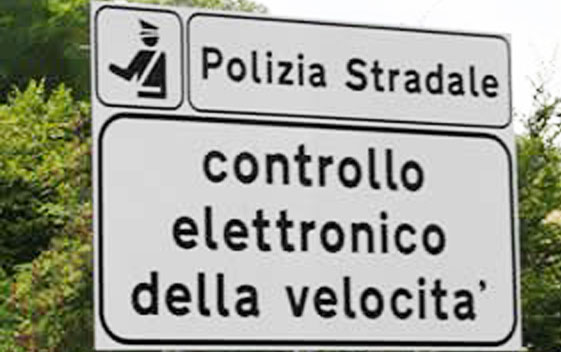 polizia-controlli-velocita-1_cc029.jpg