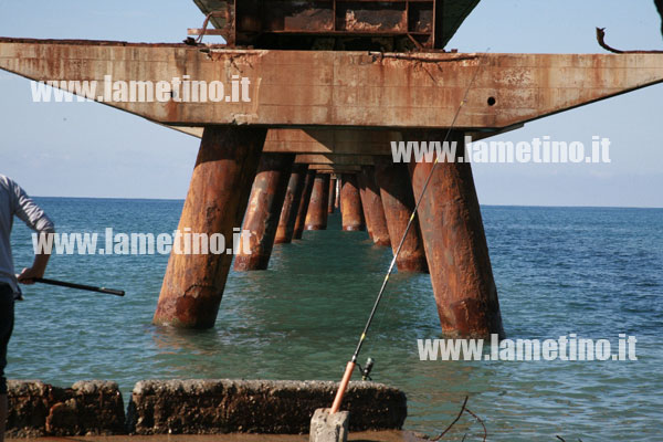 pontile-ex-sir-lamezia-nov-2013-3.jpg