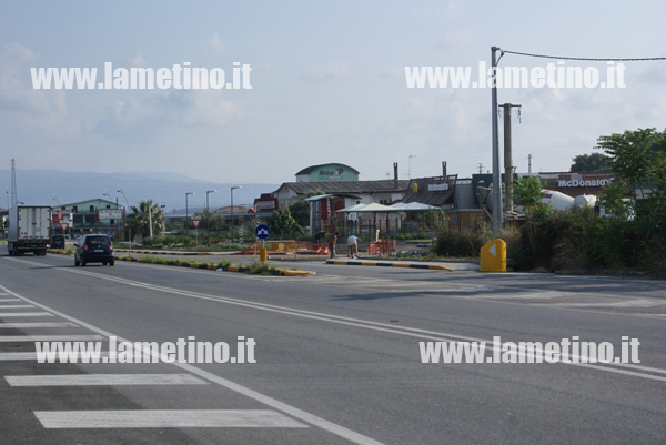 rotatoria-mc-donald-2013.jpg