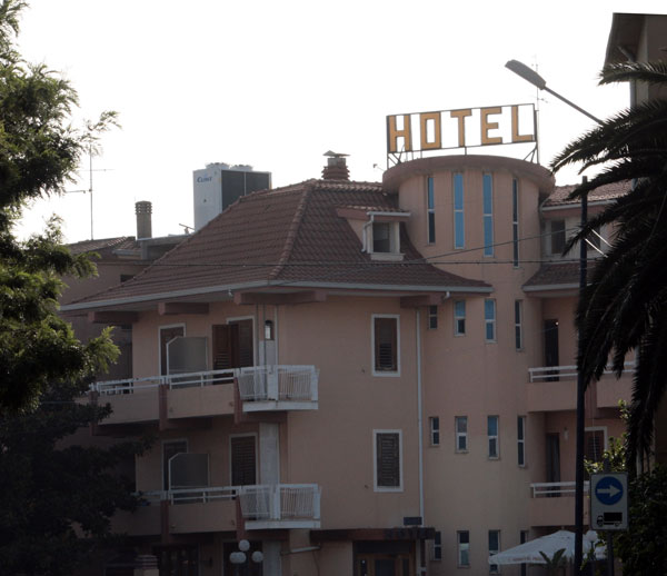 sequestro-hotel-luglio-2012