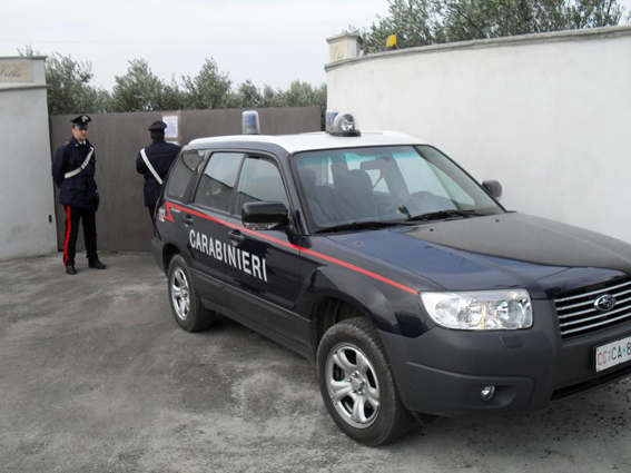 sigilli_carabinieri_villa