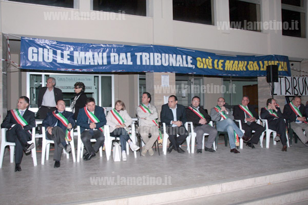 sit_in_trib_2