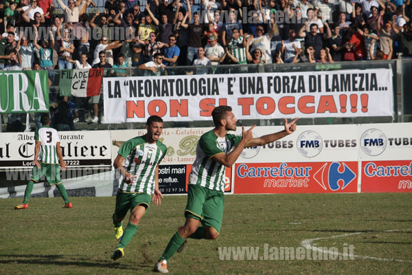 vigor-catanzaro-2014-derby7.jpg