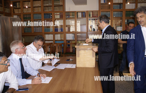 votazioni-ordine-avvocati-lamezia-giugno-2013.jpg