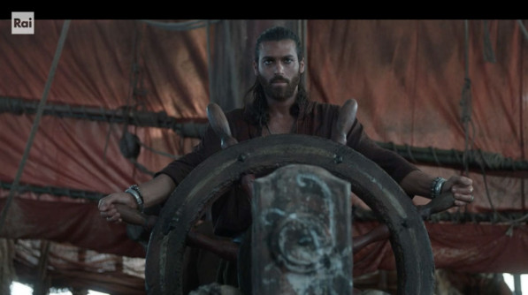 Boom di ascolti per il ritorno di "Sandokan": share al 33,9% nella prima serata Rai Sandokan-2025-12-02-alle-10.39.57_92205.jpg