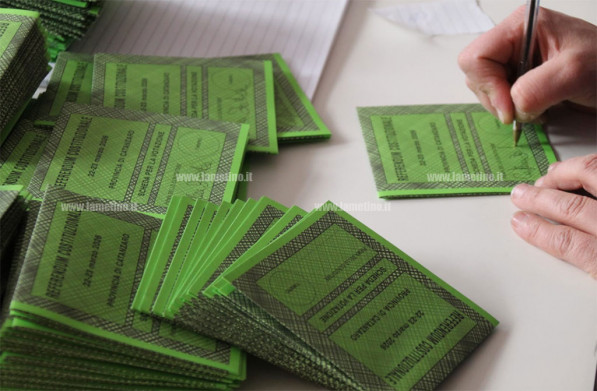 Referendum costituzionale, urne aperte per sì o no a riforma sulla Giustizia Scheda-referendum-2026-03-21_2ac2c.jpg