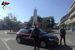 Forza due posti di controllo e tenta di investire carabiniere a Soveria Mannelli, arrestato 27enne carabinieri-soveria-m-alt-2019.jpg