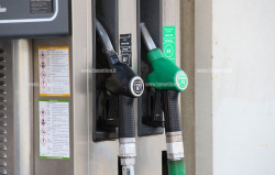 Prezzi dei carburanti ancora in rialzo, Calabria ai primi posti per la benzina più cara distributore-benzinab0c4_a674a_d110d_c2bc7_97bbc_bf9da_84483_ff22c.jpg
