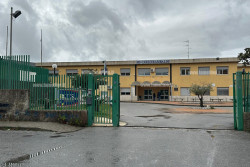Lamezia, la solidarietà dei dirigenti scolastici della città alla comunità scolastica del Polo “Rambaldi” dopo spari spari-2026-01-08-alle-09.33.34_76d8e_b26e2.jpg
