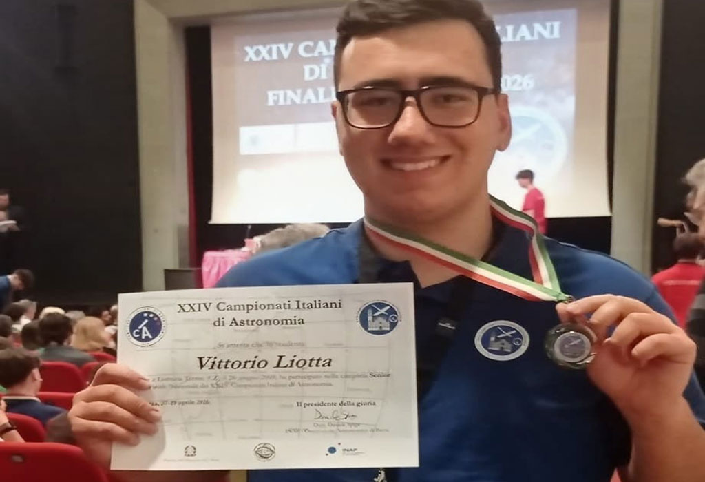 Lamezia, studente del "Galilei" Vittorio Liotta alla finale Nazionale della Maratona per lo Spazio