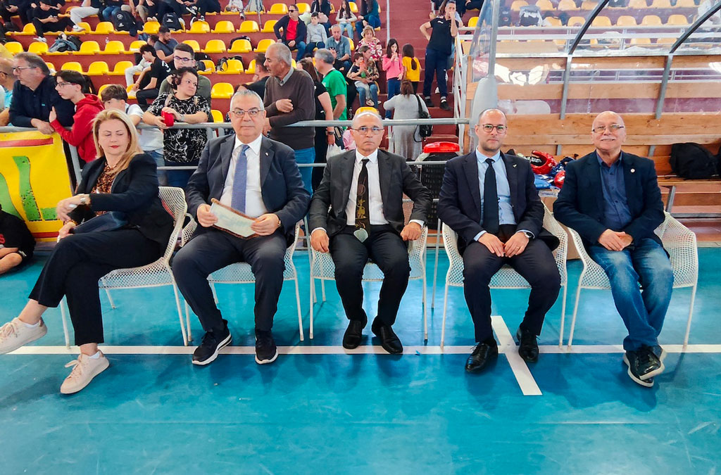 1000760488_84a9b.jpg