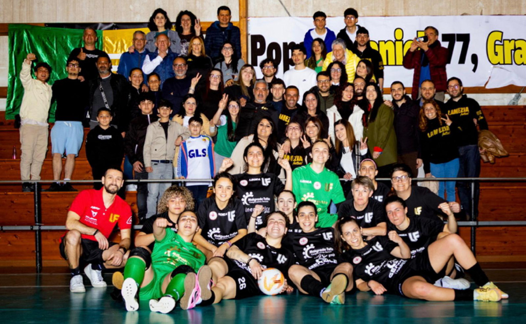 Lamezia Futsal travolge Crazy Lions e vola in finale playoff