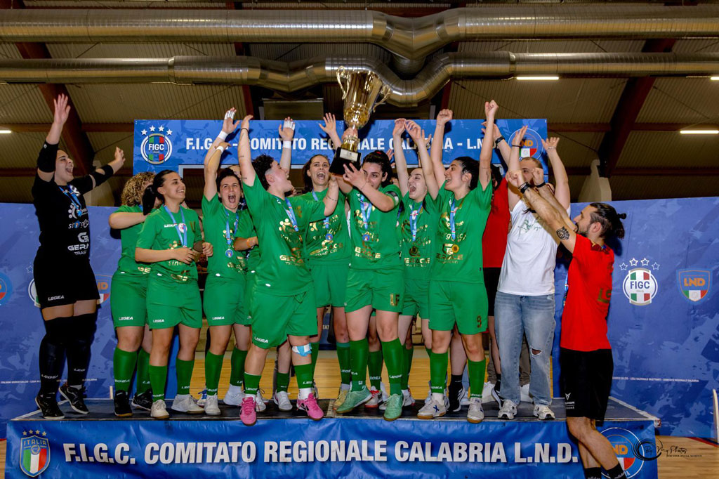 Lamezia Futsal campione regionale: ora testa ai playoff nazionali