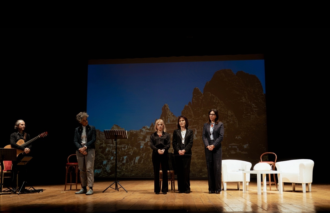 Apertura-Caudex-festival-con-La-padrina_05_3ad87.jpg