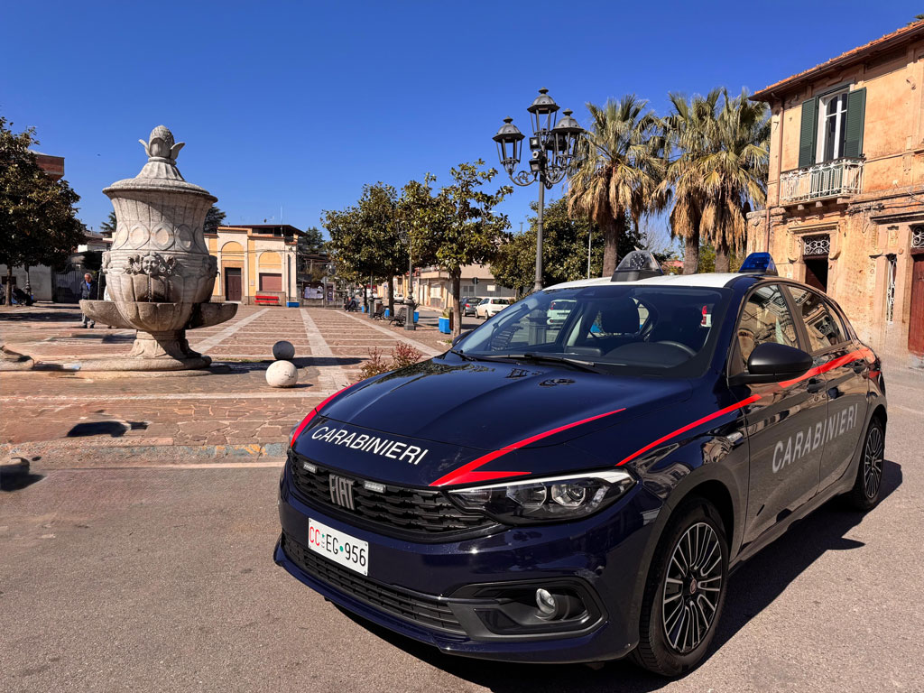 Finto maresciallo arrestato dai carabinieri: scoperte truffe per migliaia di euro nel Reggino