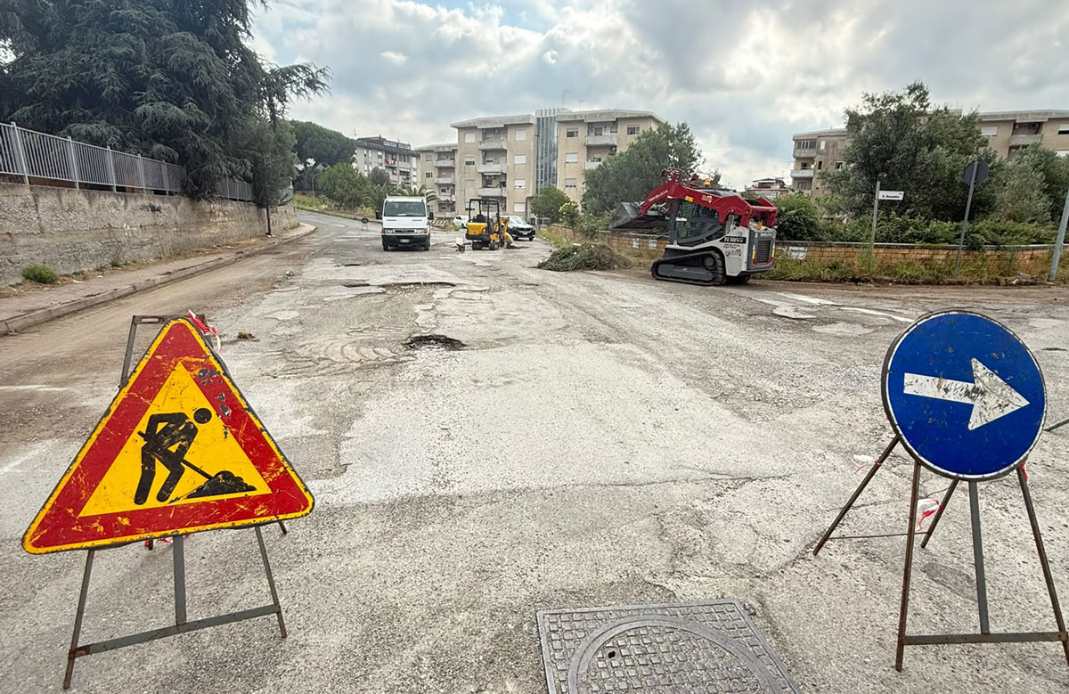 Lamezia, "Dopo vent'anni iniziati lavori su via Amendola": la soddisfazione dell'amministrazione