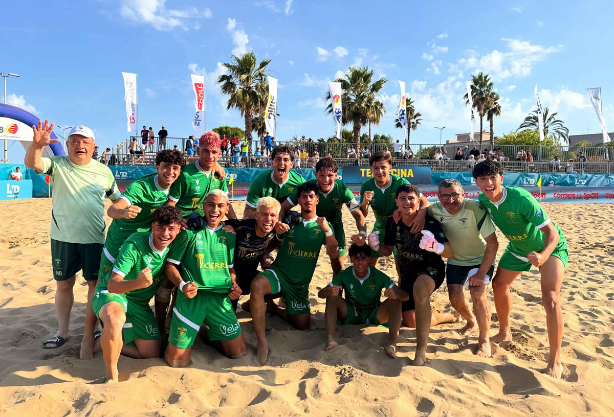 Beach Soccer, esordio vincente in campionato per l'Icierre Lamezia Under 20