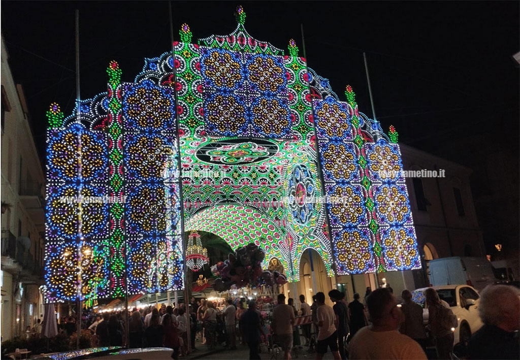 Lamezia, feste Patronali 2026: dal comune stanziati 115.900 euro per luminarie, spettacoli e fiera