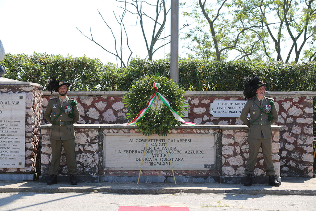 L’Esercito Italiano festeggia 165 anni: a Catanzaro la cerimonia del Comando “Calabria”