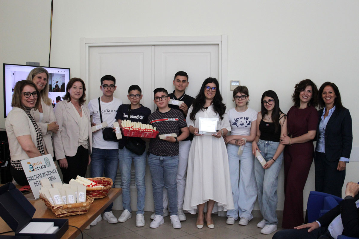 Fisco e scuola: premiati istituti vincitori del concorso sul
