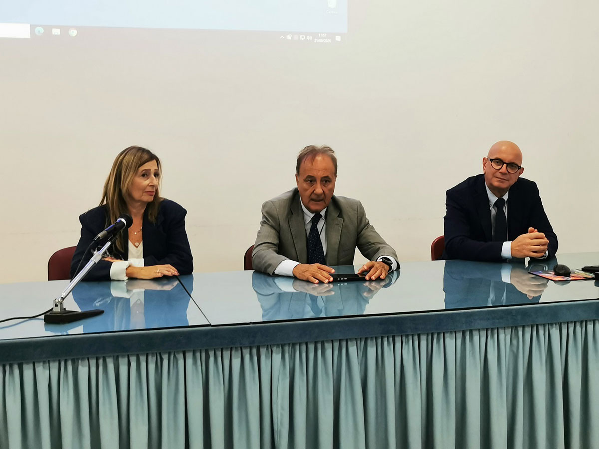 Saluti-e-bilancio-fine-mandato-Commissario-Asp-Catanzaro-Antonio-Battistini-08_29cb3.jpg