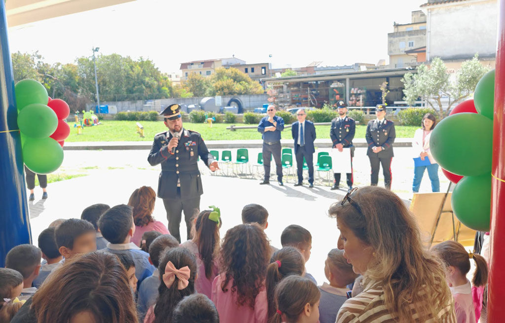 “Semi di Fiducia”: i Carabinieri incontrano i piccoli cittadini di Botricello