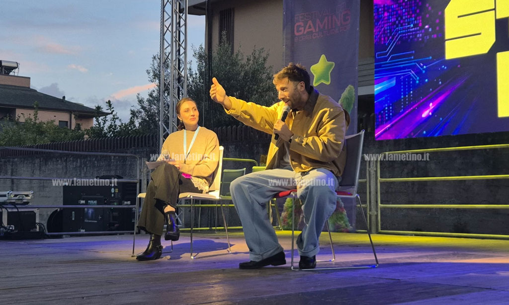 Lamezia, Nicolò De Devitiis chiude “Restart 2”: “Social e tv devono imparare a parlarsi”