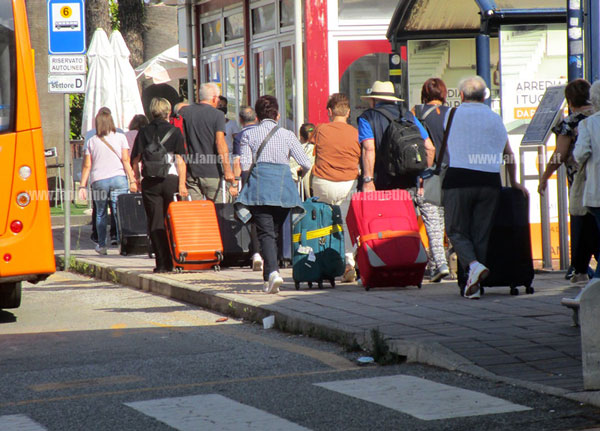 Turismo a Lamezia, Costa dei Feaci: "D’Amico fuori tempo massimo, marketing non copre degrado e disservizi"