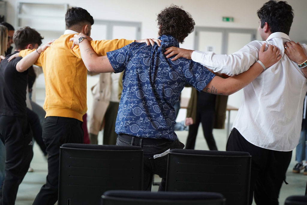 "Atlante delle Sirene": concluso percorso di pedagogia teatrale nella Comunità Ministeriale per minori di Catanzaro