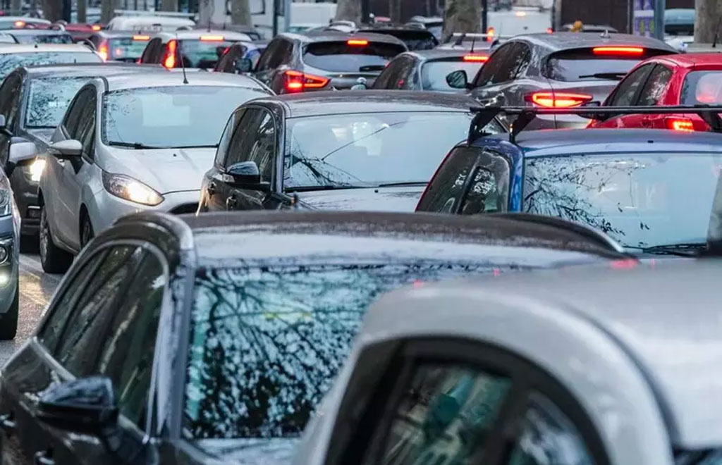 In Calabria auto sempre più vecchie: età media 14 anni e aumentano i costi assicurativi