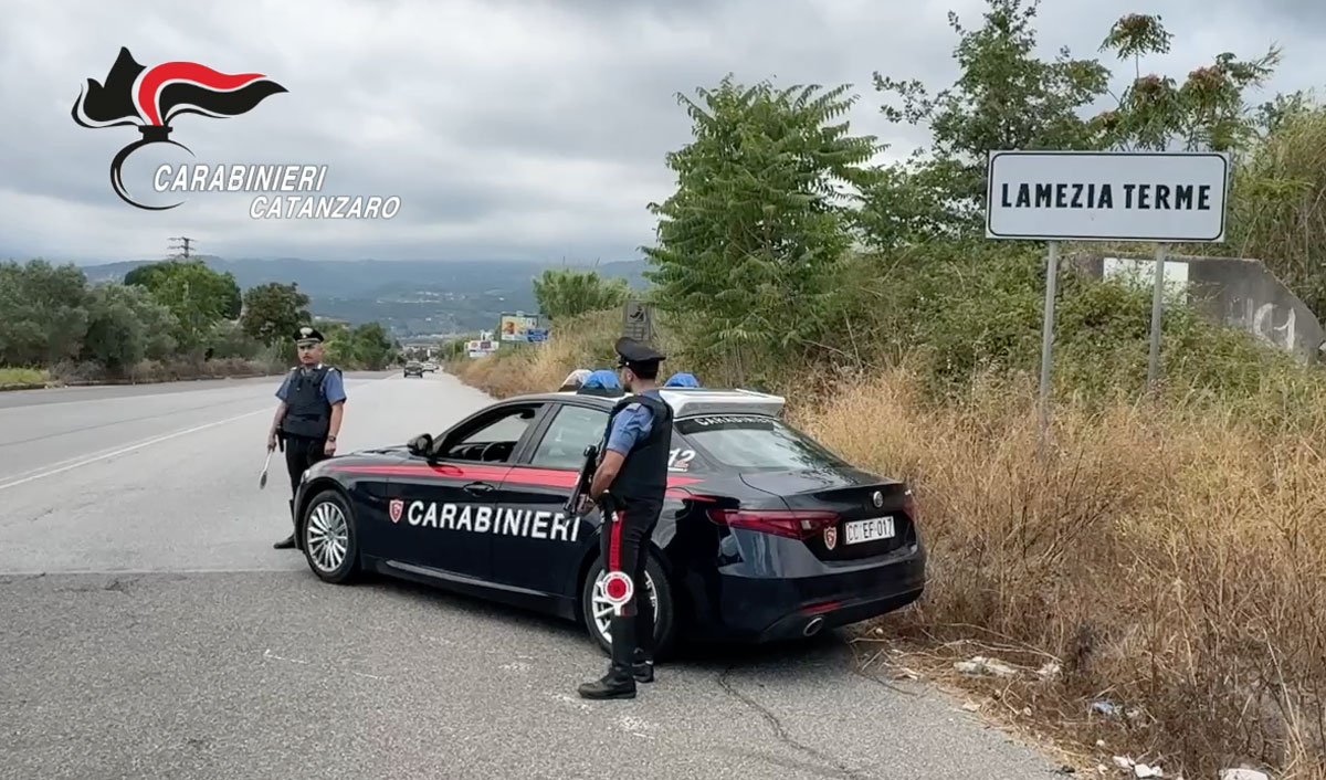 Sicurezza stradale e prevenzione, raffica di controlli dei Carabinieri in tutta la provincia: sanzioni e patenti ritirate